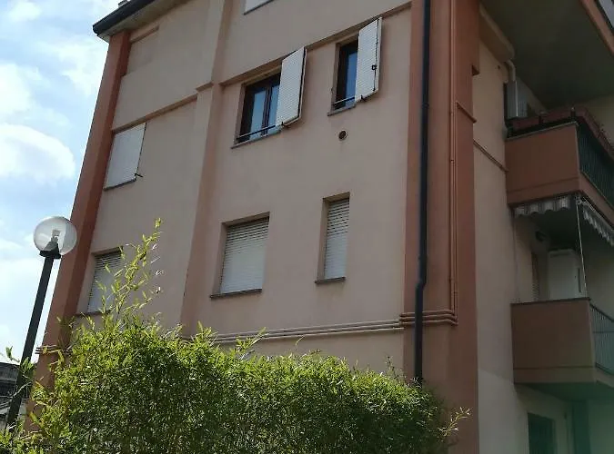 Rovelli Apartmán *